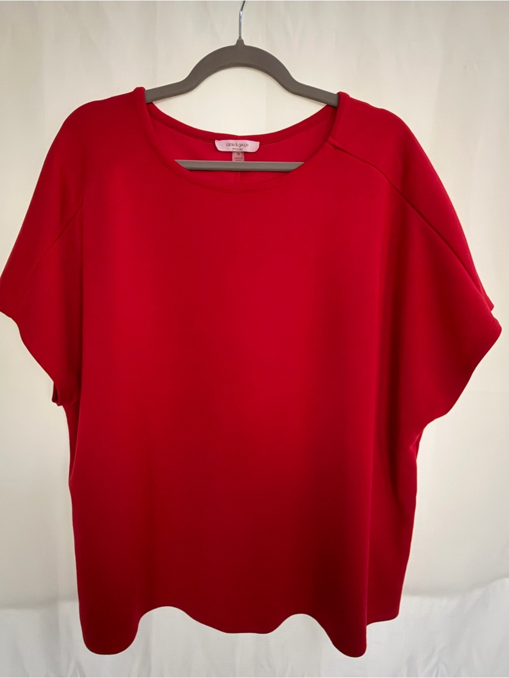Cable & Gauge Red Short-Sleeve Crewneck Top